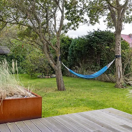 Дом отдыха The *