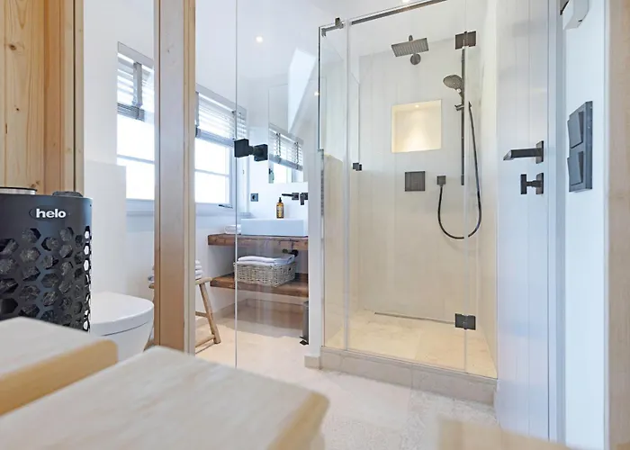 The Casa de Férias List