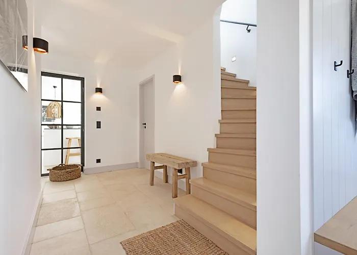 The Casa de Férias List